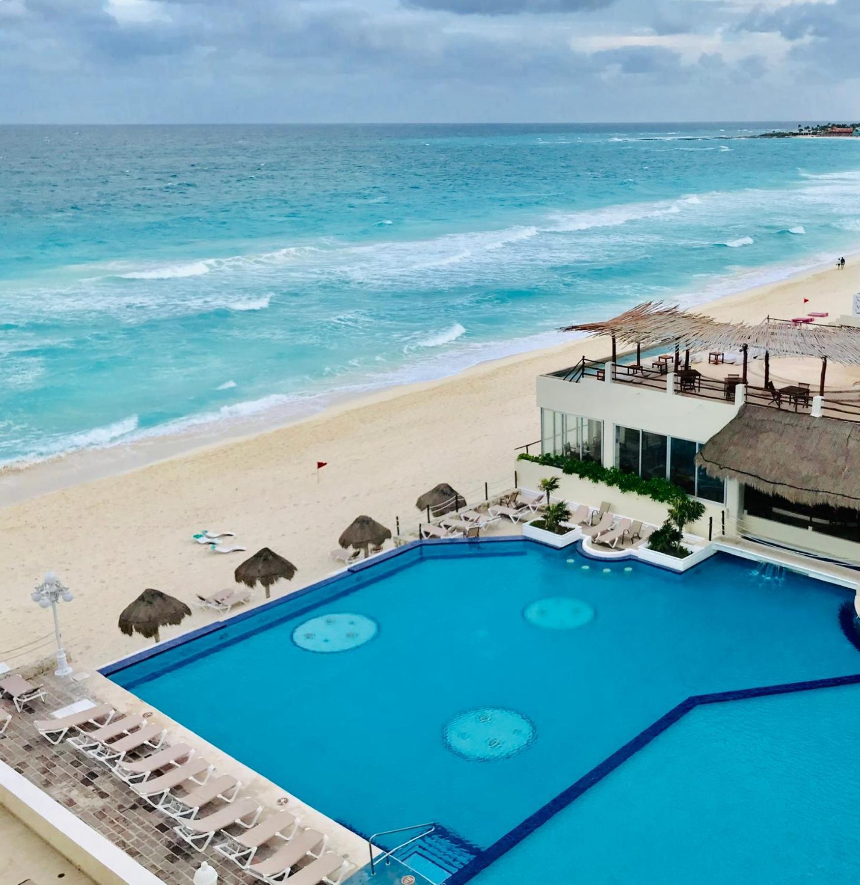 Ova Apartments Cancun Exterior photo