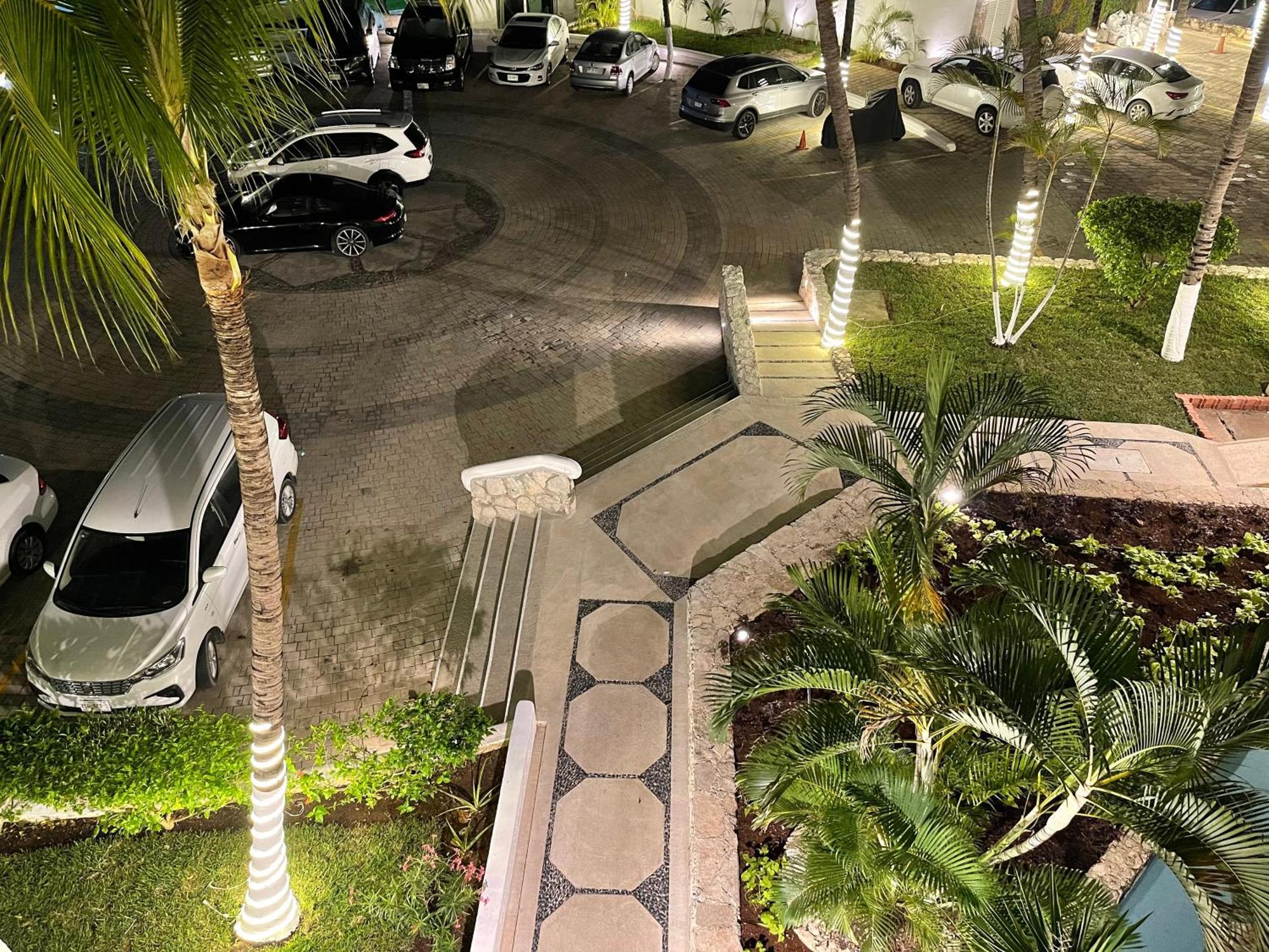 Ova Apartments Cancun Exterior photo