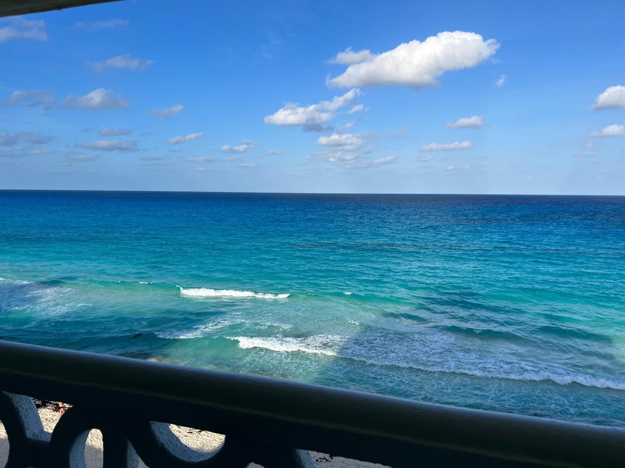 Ova Apartments Cancun Exterior photo
